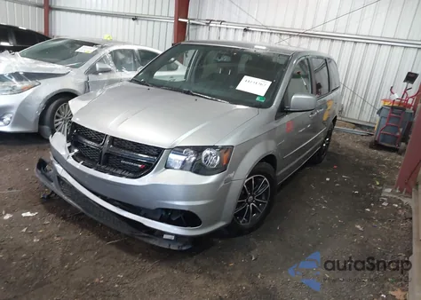2015 Dodge Grand Caravan Sxt z USA, uszkodzony, nr VIN 2C4RDGCG7FR616578